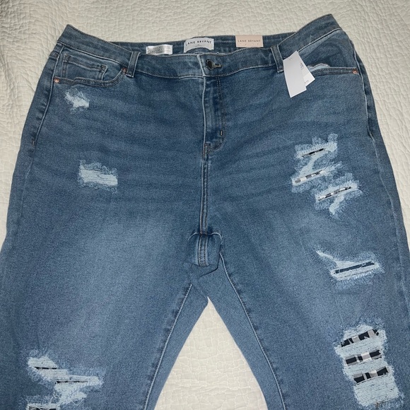 New Lane Bryant Signature Fit Boyfriend. Flex Magic Waistband Jeans - Picture 2 of 7